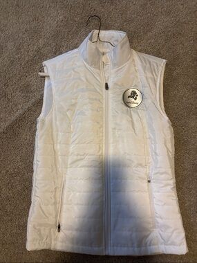 Disney White Quilted Packable Women's Vest with Logo Patch